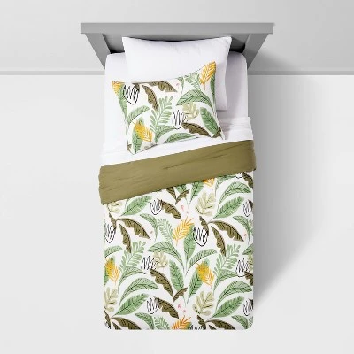 Botanical Garden Cotton Kids' Comforter Set Green - Pillowfort™ 2 Botanical Garden Cotton Kids' Comforter Set Green - Pillowfort™ - Image 2